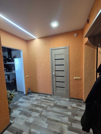 Продаж 2-кімнатної квартири на просп. Академіка Глушкова, 9В 
 
Основна інформац. . фото 19