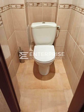 Продаж 3-кімнатної квартири з ремонтом &mdash; вул. Академіка Заболотного, 56 
 
Прост. . фото 18