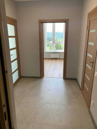 ЖК Причал 
45кв.м 
9 поверх 
Пропоную до продажу простору 1-кімнатна квартира 45. . фото 8