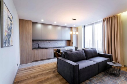 3-комнатная квартира, 77 кв.м. Киев. фото 1