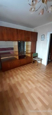 Продається квартира з косметичним ремонтом, 2 кімнати, ПП 51.90 м&sup2;.
Можливість п. Новобеличи. фото 6