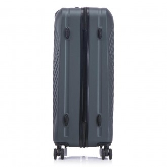 Благодаря дизайну с пересечением полос, кажется, что корпус Semi Line T5865-1 бу. . фото 4