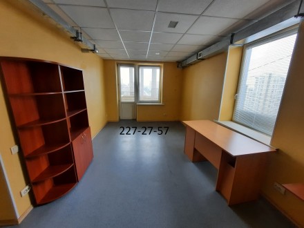 Видовий офіс 80 м2, меблі, Драгоманова 1, метро Позняки. Киев. фото 1 Видовий офіс 80 м2, меблі, Драгоманова 1, метро Позняки. Киев. фото 1