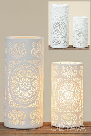 Шикарный настольный светильник в форме цилиндра, выполненного из керамики белого. . фото 1