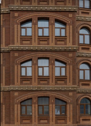 Продам Business-Center 1322м2 в центре города .. Кропивницький. фото 1 Продам Business-Center 1322м2 в центре города .. Кропивницький. фото 1