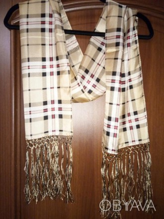 Продам новый шарф принт Burberry
натуральный шелк, Корея
Есть такой же в нежно. . фото 1