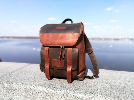 Кожаный рюкзак Калифорния выполнен в строгом американском стиле в двух цветах ви. . фото 3