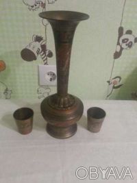 Оригинальный коллекционный восточный набор - ваза и две рюмки, сделанные вручную. . фото 3