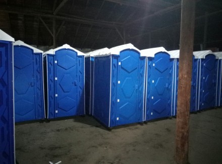 Наша компания предлогает туалетные передвижные кабинки. Их приемущества в том, ч. . фото 2