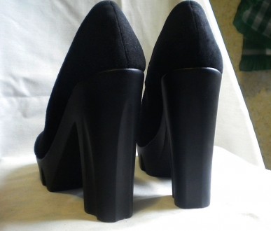 Продаются женские туфли из нубука в отличном состоянии. Высокий каблук. Смотрятс. . фото 7