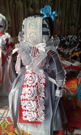 оригинальный подарок и стильный сувенир из Украины.
цена за одну
кукла мотанка. . фото 8