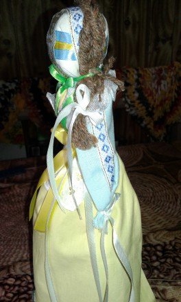 оригинальный подарок и стильный сувенир из Украины.
цена за одну
кукла мотанка. . фото 6