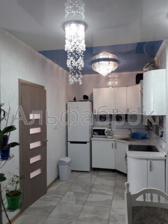  2 комнатная видовая квартира в Киеве предлагается к продаже. Квартира с качеств. . фото 11