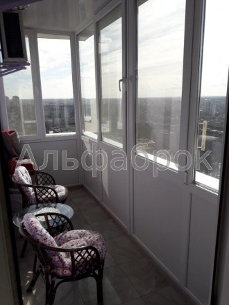  2 комнатная видовая квартира в Киеве предлагается к продаже. Квартира с качеств. . фото 5