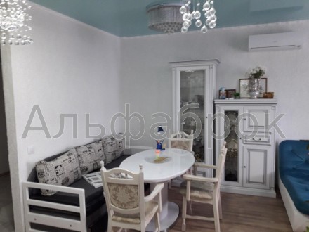  2 комнатная видовая квартира в Киеве предлагается к продаже. Квартира с качеств. . фото 8