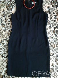 Маленькое черное платье футляр, должно присутствовать в гардеробе каждой женщины. . фото 2