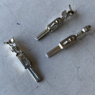 Наконечник, клемма, пин (pin) ширина 2,8 мм используемые в Audi, VW, Skoda

PI. . фото 4