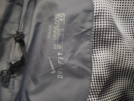 Куртка Nike (Тайланд) весна - осінь. Розмір 48-50. Довжина - 67см
Ширина під ру. . фото 4