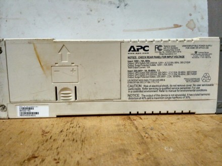 Безперебойник APC Back-UPS CS 500 в рабочем состоянии. Аккумулятор в наличии, но. . фото 5