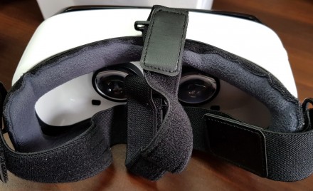Продам очки виртуальной реальности Samsung Gear VR compatible with Note5/S6 edge. . фото 5