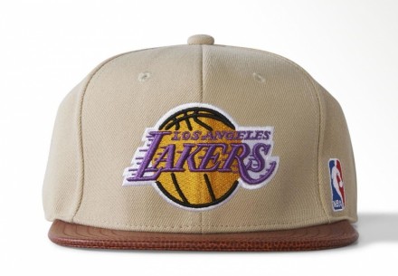 Продам бейсболки adidas Los-Angeles Lakers, Miami Heat бежевого кольору. Розмір . . фото 2