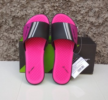 Сланцы женские Rider Splash Slide Fem черно-розовые
Полный ассортимент обуви  t. . фото 5
