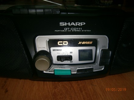 Супер магнітофон Sharp:радіо багато хвиль.касети .діски .колонки X Bas/ повністю. . фото 3