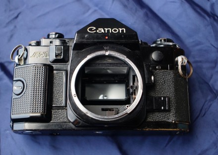 Canon A-1 — полупрофессиональный малоформатный однообъективный зеркальный . . фото 3