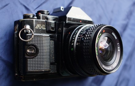 Canon A-1 — полупрофессиональный малоформатный однообъективный зеркальный . . фото 2