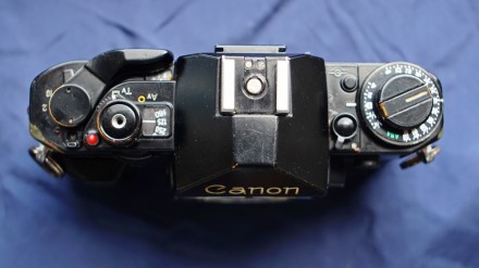Canon A-1 — полупрофессиональный малоформатный однообъективный зеркальный . . фото 7
