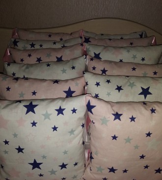 Бортик защита в детскую кроватку, 12 подушек  на 4 стороны. размер 30*30, ткань . . фото 3