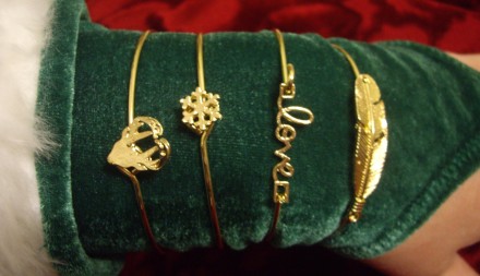 Разная бижутерия-Наборы бижутерии с колье и сережками. Серьги,ожерелье,браслеты.. . фото 8