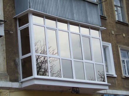 Вікна, балкони, лоджії.
Зварювання виносу, обшивка, утеплення.
REHAU Німеччина. . фото 3