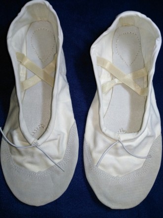 Обувь.
Балетки тканевые для танцев, фитнеса. (новые). 
Кожаный носок.
 Очень . . фото 2