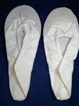 Обувь.
Балетки тканевые для танцев, фитнеса. (новые). 
Кожаный носок.
 Очень . . фото 3