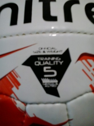Новый футбольный мяч "Mitre Division", в наличие 3 шт.
Размер мячей 5. . фото 6