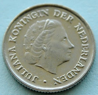 10 центов 1974 года. Нидерланды.. . фото 3