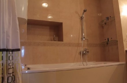 Продажа 4 ком.квартиры с ремонтом Кловский спуск.. Печерск. фото 8 Продажа 4 ком.квартиры Кловский спуск, д.5. Печерский, Печерск. Монолитно-каркас. Печерск. фото 8