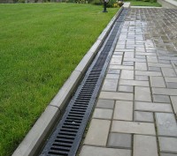 Системы линейного водоотвода 

Эффективный отвод воды с улиц, тротуаров, дворо. . фото 7