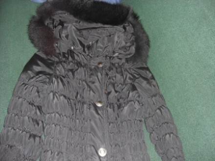 Пальто для девочки с капюшоном, на молнии. Осень- тёплая зима.
Длина-87см, рука. . фото 4