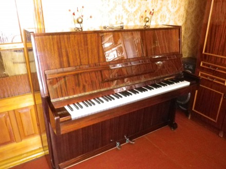 Продается пианино "Украина" в хорошем состоянии, производство Чернигов. . фото 2