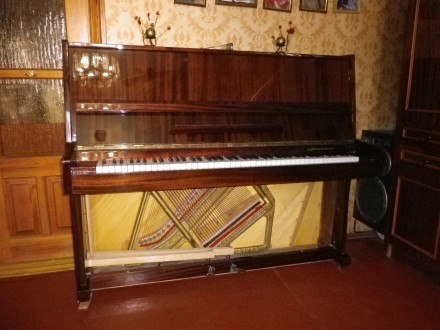 Продается пианино "Украина" в хорошем состоянии, производство Чернигов. . фото 4