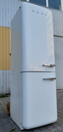 Холодильник 2018г Смег Smeg FAB32RBN1 А++ белый 328л LED No Frost 41дБ
Доставка. . фото 2