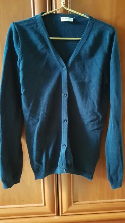 Розпродаж! Кофтинка на ґудзиках. . фото 4 Розпродаж! Продам кофтинку на ґудзиках. Стан відмінний, носили мало. Колір темно. . фото 4