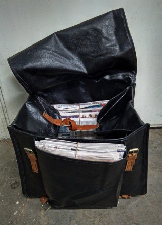 продаю сумку- винтаж , сумку почтальона  ссср 1970-е годы , в отличном состоянии. . фото 4