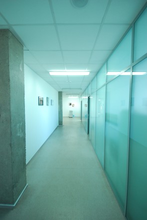 Скляні, офісні, душові перегородки застосовуються в офісах, торгових комплексах,. . фото 10