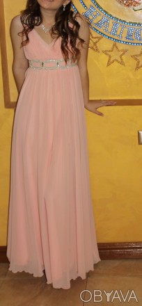 Продам гарне вечірне плаття в відмінному стані б/у- колір пудра розмір 42-44. зр. . фото 1