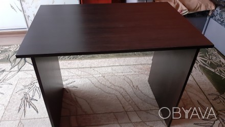 Продам новый компьютерный стол , только изготовлен,цвет венге. Выс720мм.крышка 9. . фото 1