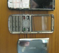 Продается телефон Телефон Nokia 6700c-1  б/у - оригинал.
На запчасти: крышка, к. . фото 3