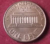 Монета США 1 цент. Состояние монеты на фото. Покупая несколько монет экономите н. . фото 2